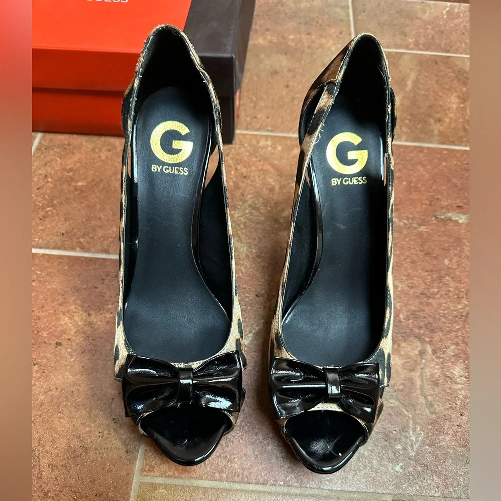 G By Guess Cadly Leopard Heels - Picture 3 of 6